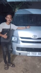 berapa kapasitas Hiace