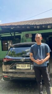 sewa mobil harian mingguan bulanan